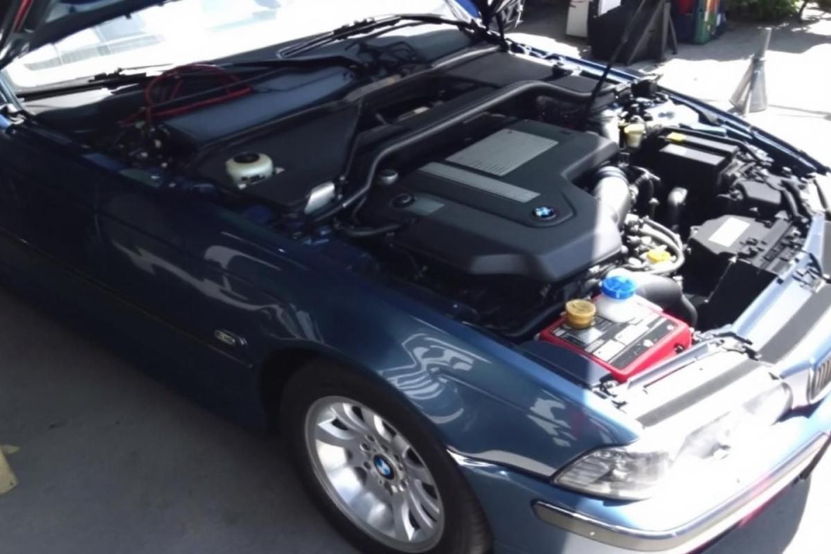 819 000 Km avec ma BMW et seulement 2 pannes" : ses secrets d'entretien dévoilés