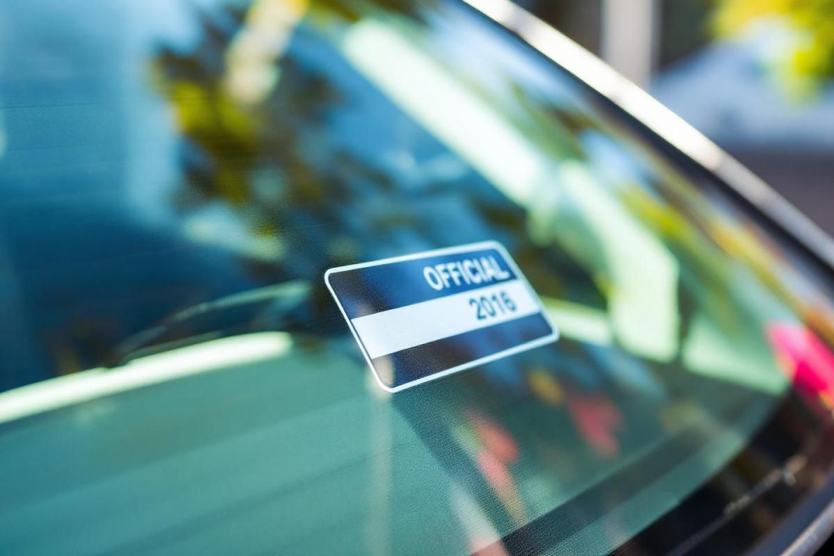 Attention, cette nouvelle vignette obligatoire sur votre pare-brise dès maintenant