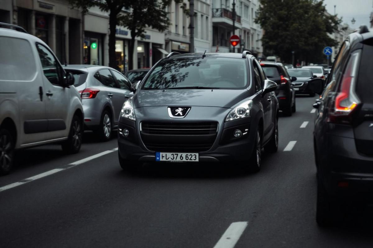 Stellantis rappelle 700 000 voitures pour un défaut de voyant lumineux