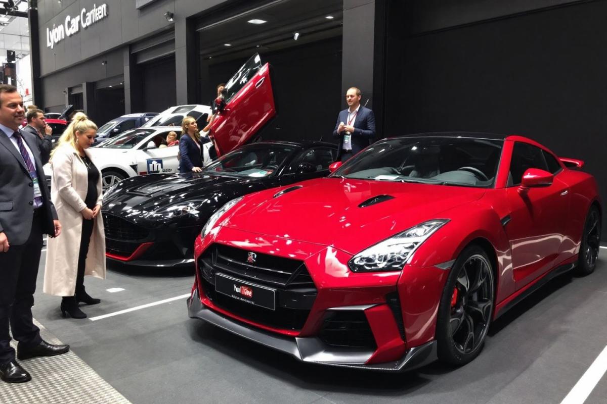 Vous ne devinerez jamais quels YouTubeurs se sont montrés au Salon automobile de Lyon